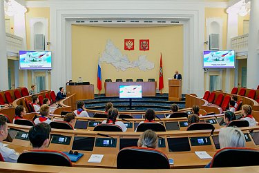 Школьникам предложили отменить ЕГЭ